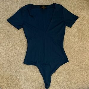 Low neck bodysuit